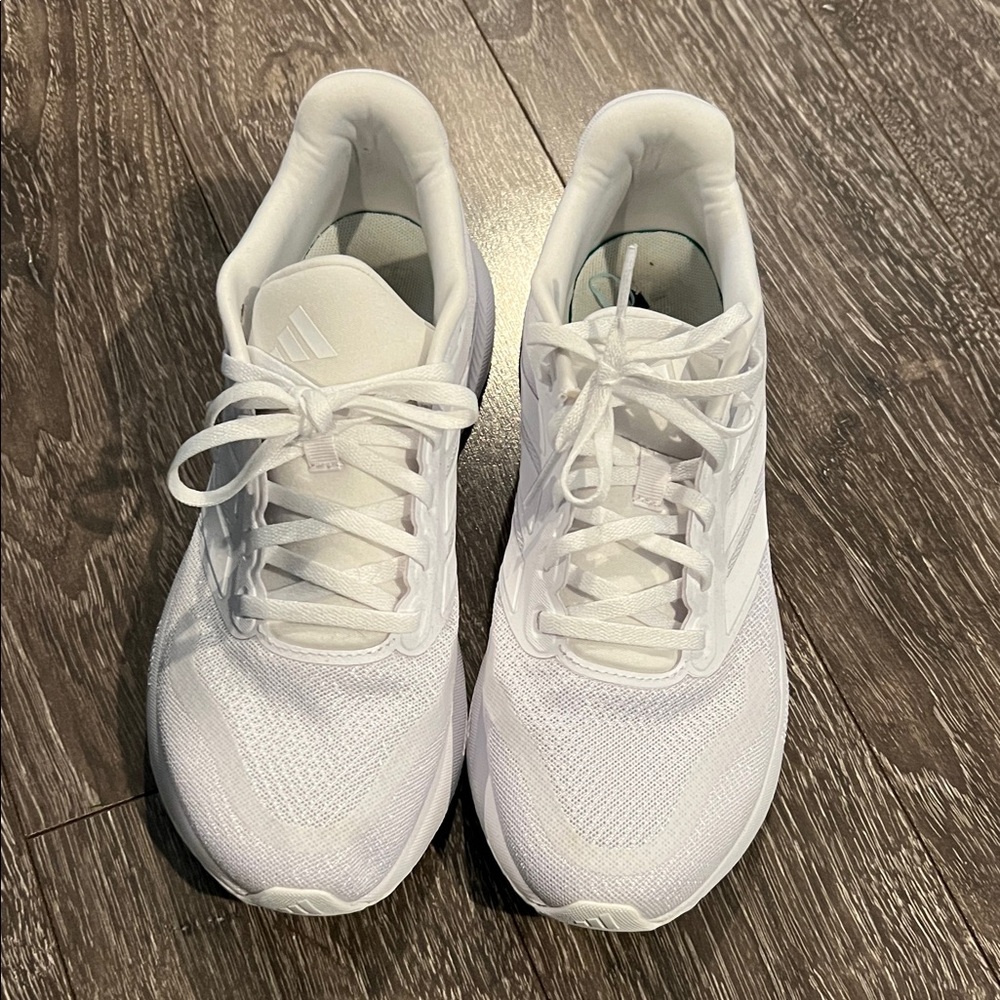 Adidas Tennis Shoes